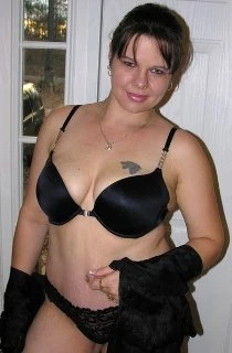 Calista - Calista is a dirty little minx from the USA who's guaranteed to get your cock hard