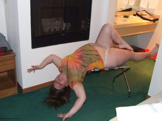 Tiger Lilly - 38DDs in Tie Dyed Top Gallery