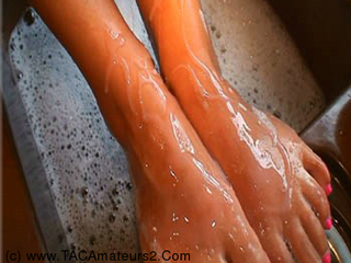 Sheilagirl - Sheila Is Cleaning Her Feet Video