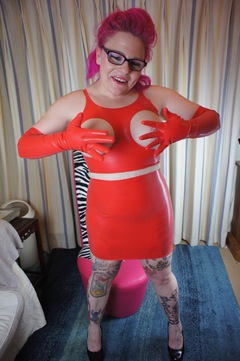 Leathettes - Red inked mollie in peep hole latex dress Free Pic 4